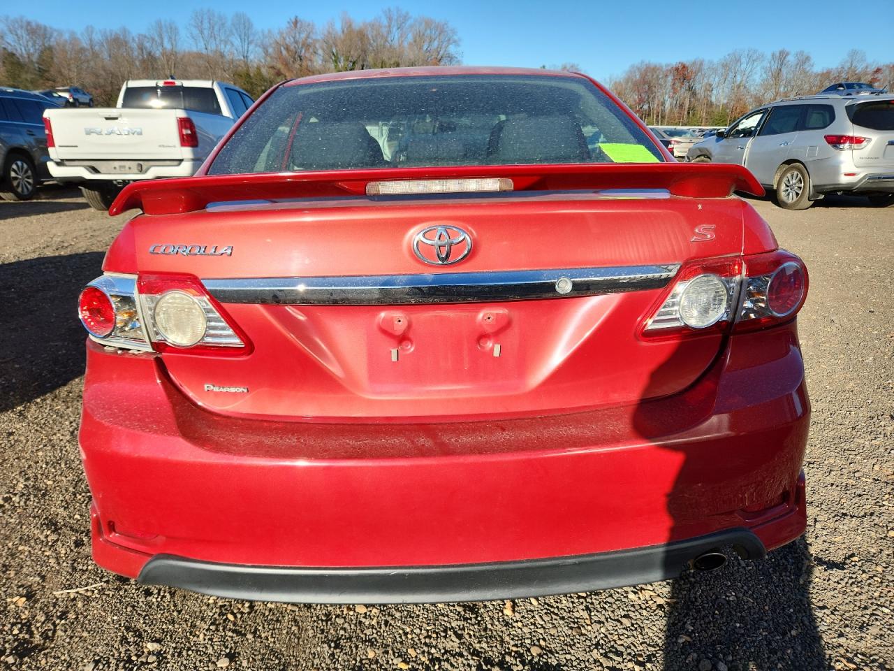 Toyota Corolla Base Image 3